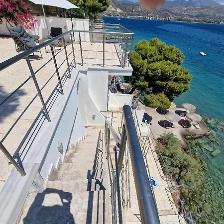 Sea Front Near Athens * Istmia